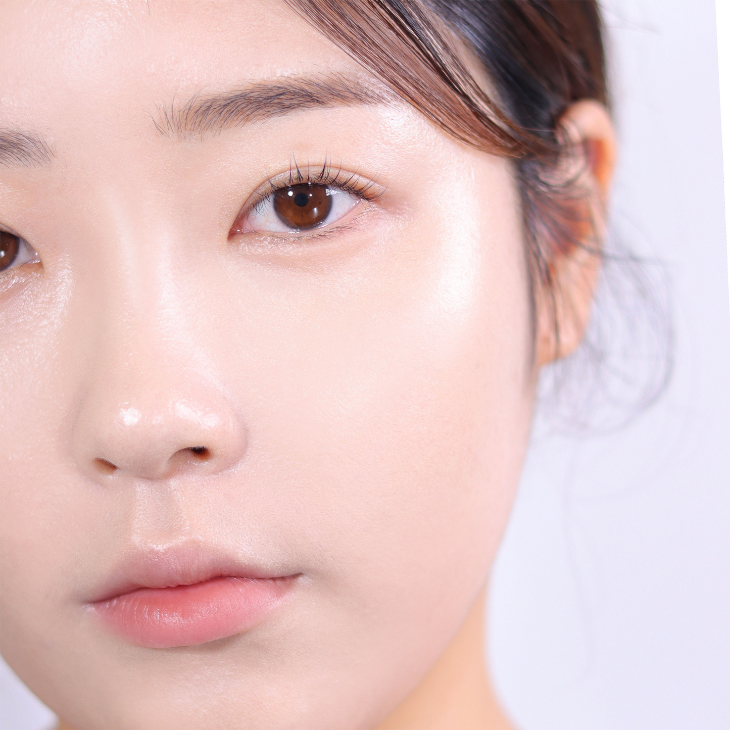 ESPOIR Be Glow Volume Cushion 13g + Refill SPF42 PA+++ - Cushion Voluminizador Luminoso con MELASOLV, Glutathione y Vegan Plumping Water™