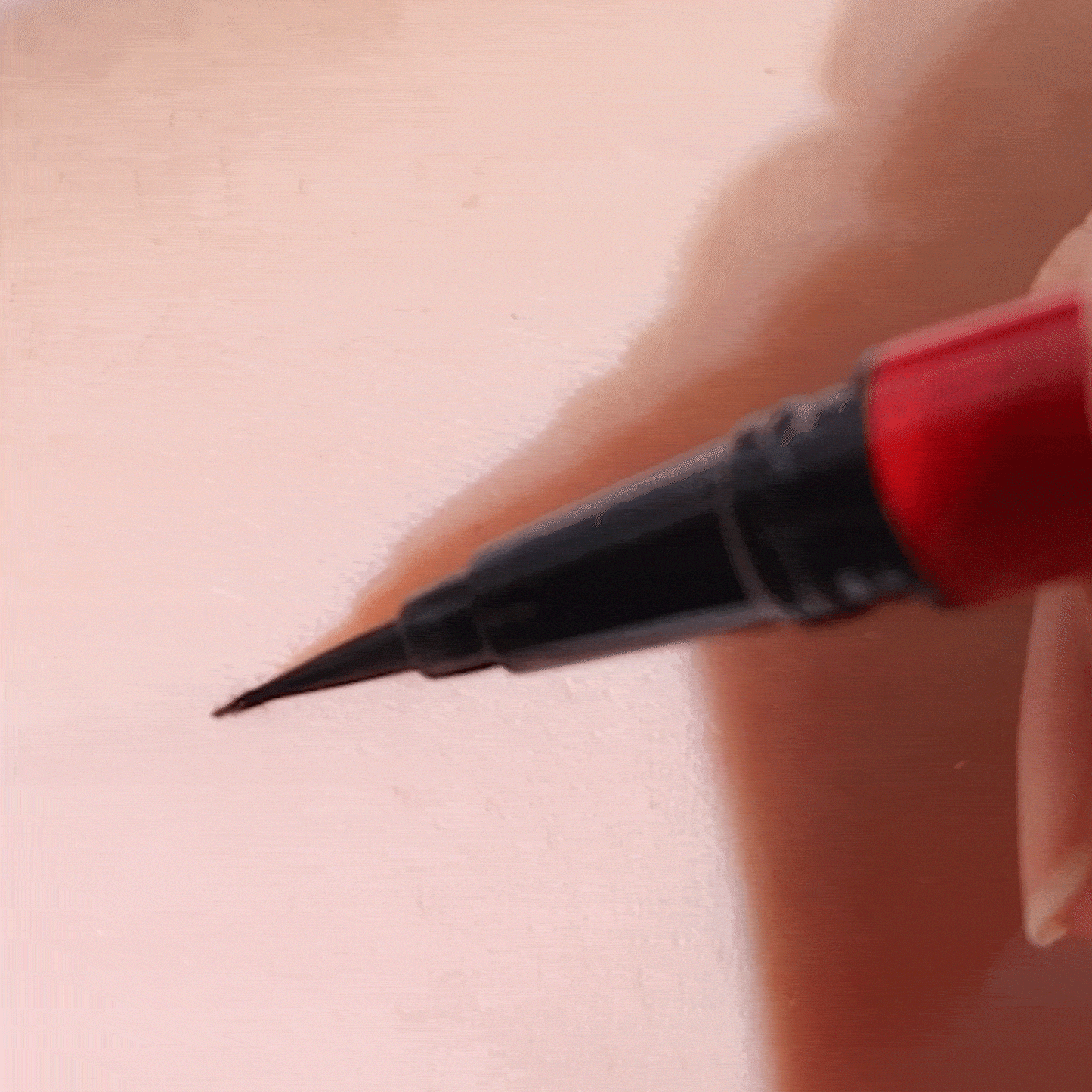 Espoir Nosmudging Brush Liner - Delineador Líquido en Pluma con Punta Brocha Ultra Precisa, Impermeable y Larga Duración