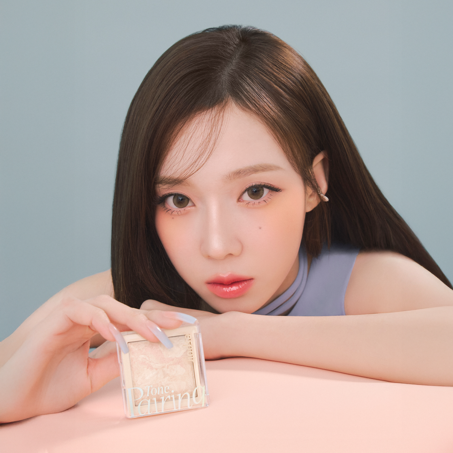 Espoir Tone Pairing Highlighter #1 Seashell 9.6g - Iluminador Dual Tone con Acabados Glow Natural y Champagne para Pómulos, Nariz y Arco Cupido Esculpidos